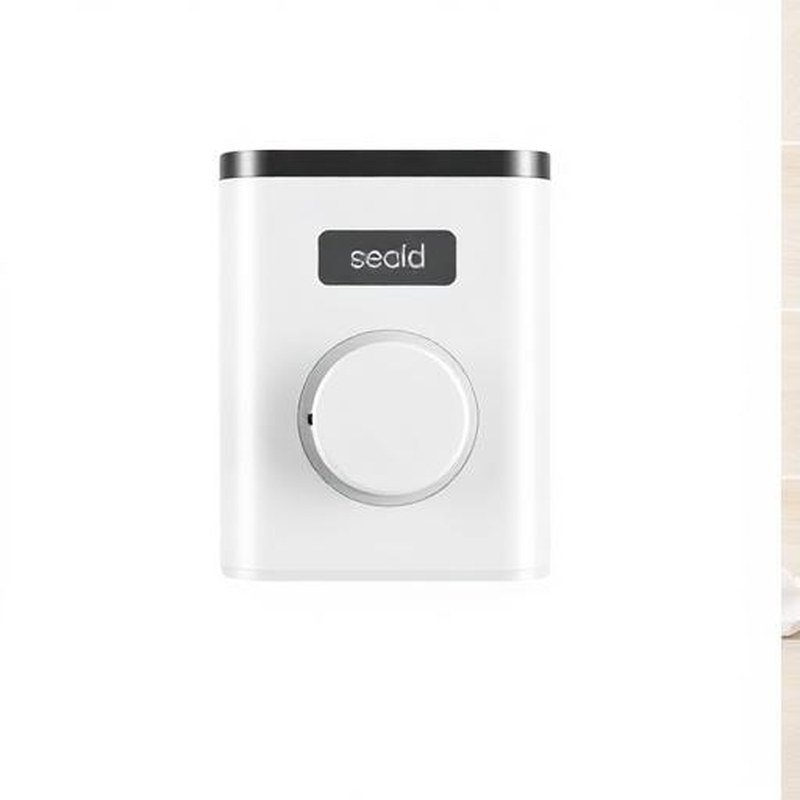 Wall-Mounted Automatic Cereal & Dry Food Dispenser - Detail view